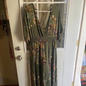 Chic Soul 3XL | In A Dreamlike State Maxi Dress | Olive
